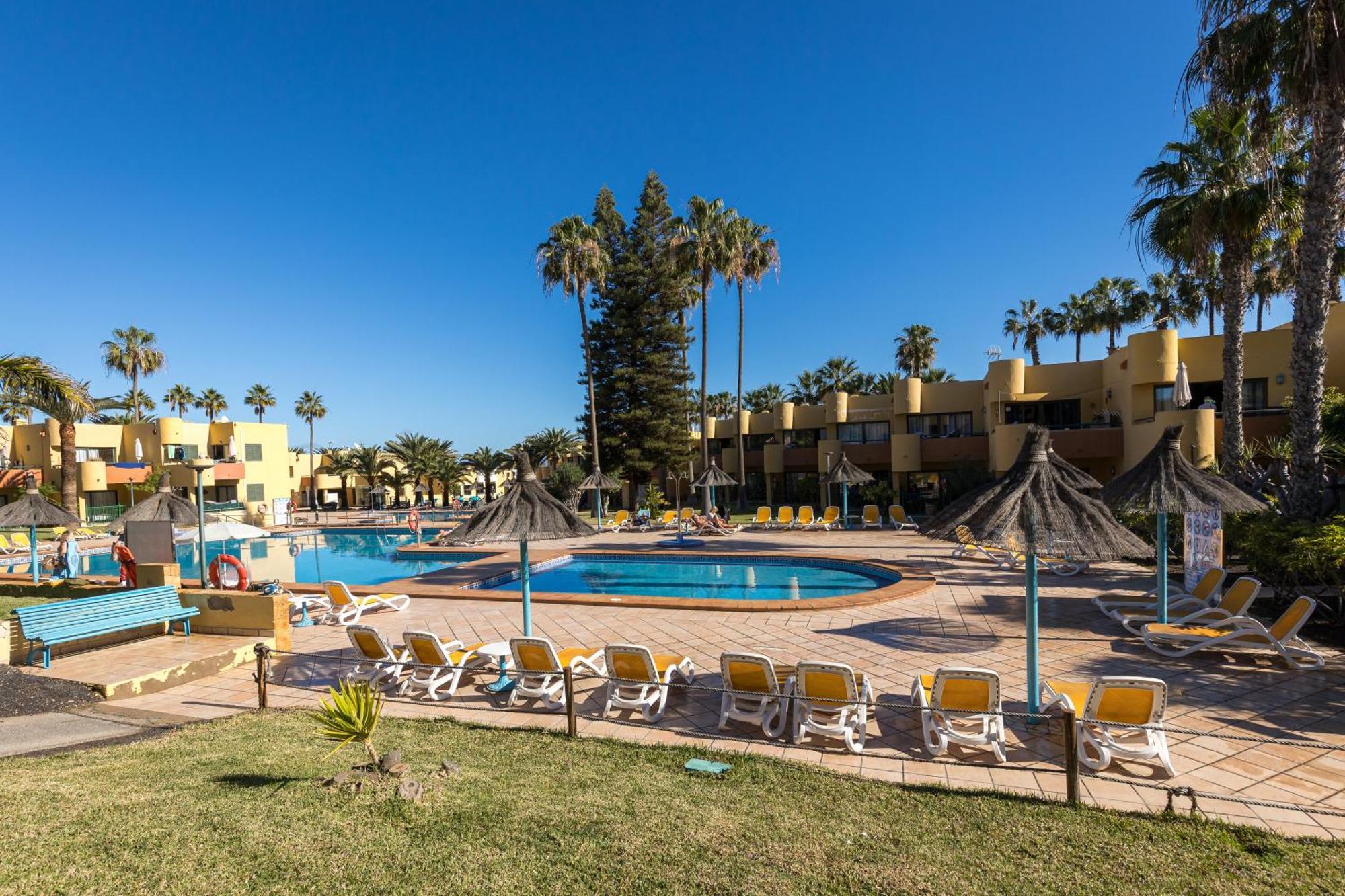 Home2Book Pool & Tennis Court Cozy Apt, קורלחו מראה חיצוני תמונה