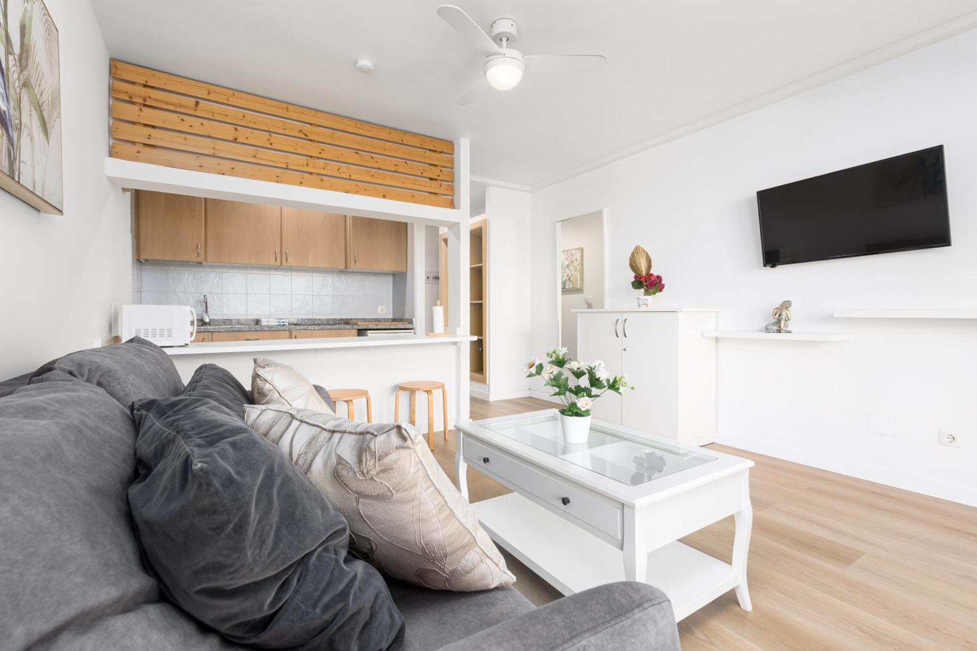 Home2Book Pool & Tennis Court Cozy Apt, קורלחו מראה חיצוני תמונה